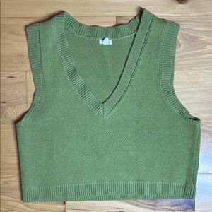 Garage Green V-Neck Sweater Vest | Size Medium